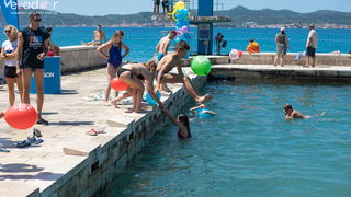 Meta feštica od balona i Ballon Jump