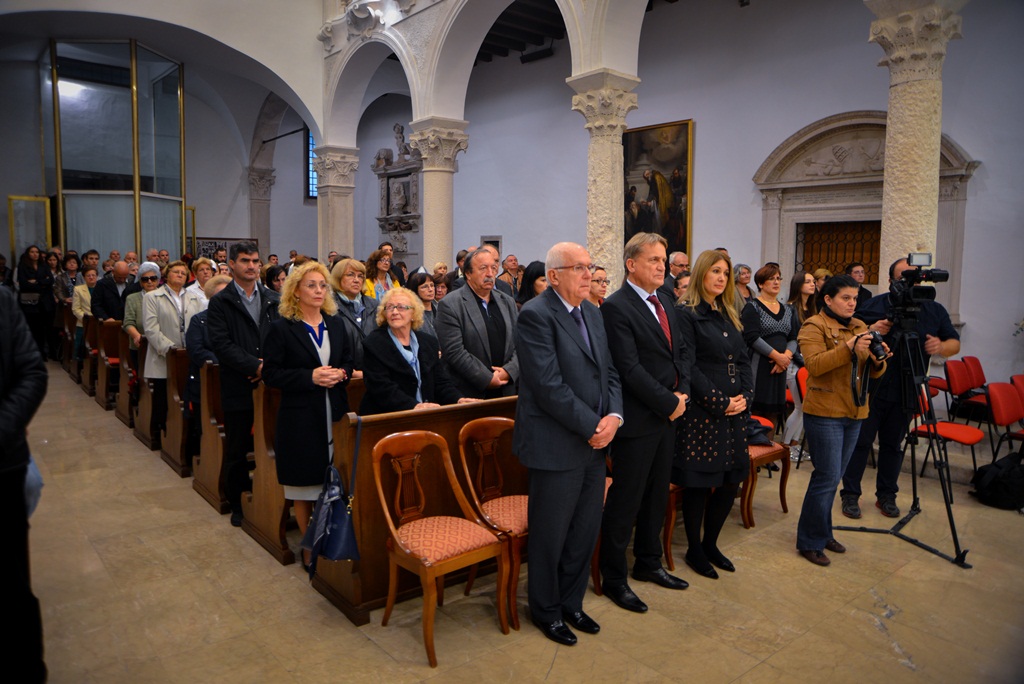 Nadbiskup Puljić predvodio svečano misno slavlje u crkvi. sv. Marije u sklopu obilježavanja 950. obljetnice spomena samostana. Foto: Iva Perinčić