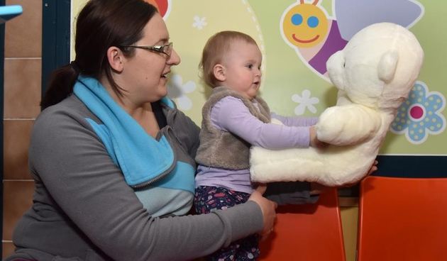 Zadarska Opća bolnica prva je u Hrvatskoj dobila pametnog medvjedića “Teddy the Guardian” donaciju Blitz CineStara i Blitz fim i video distribucije, Foto: Dino Stanin/PIXSELL