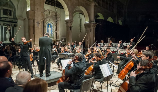 Stefan Milenković i Zadarski komorni orkestar u katedrali sv. Stošije
