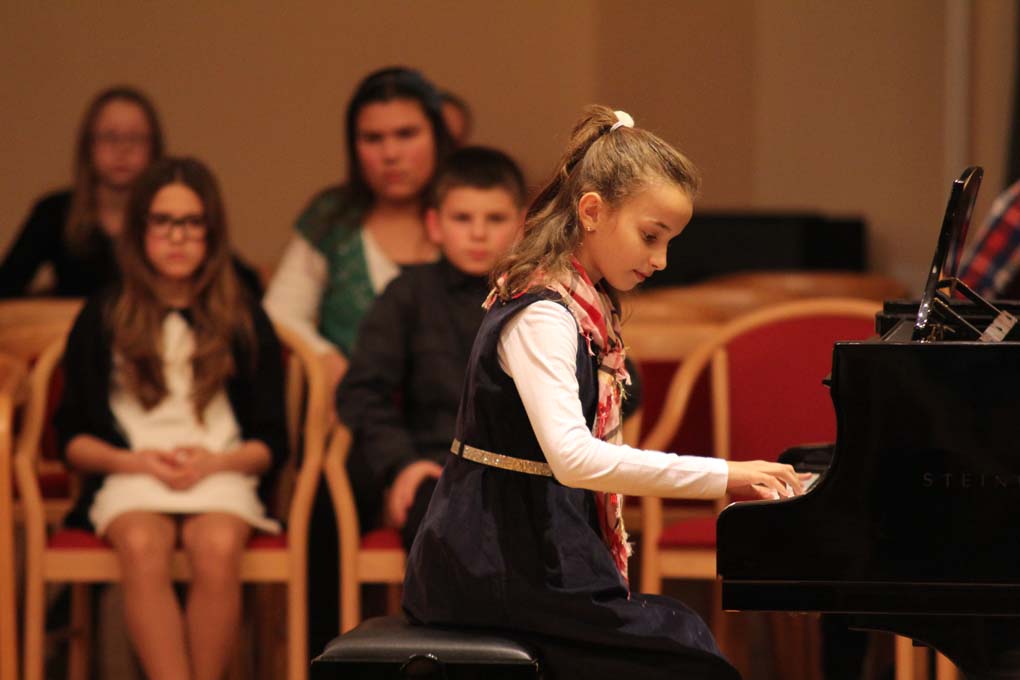 Predbožićni koncert glazbene škole sv. Benedikta, foto: Iva Perinčić Predbožićni koncert glazbene škole sv. Benedikta, foto: Iva Perinčić