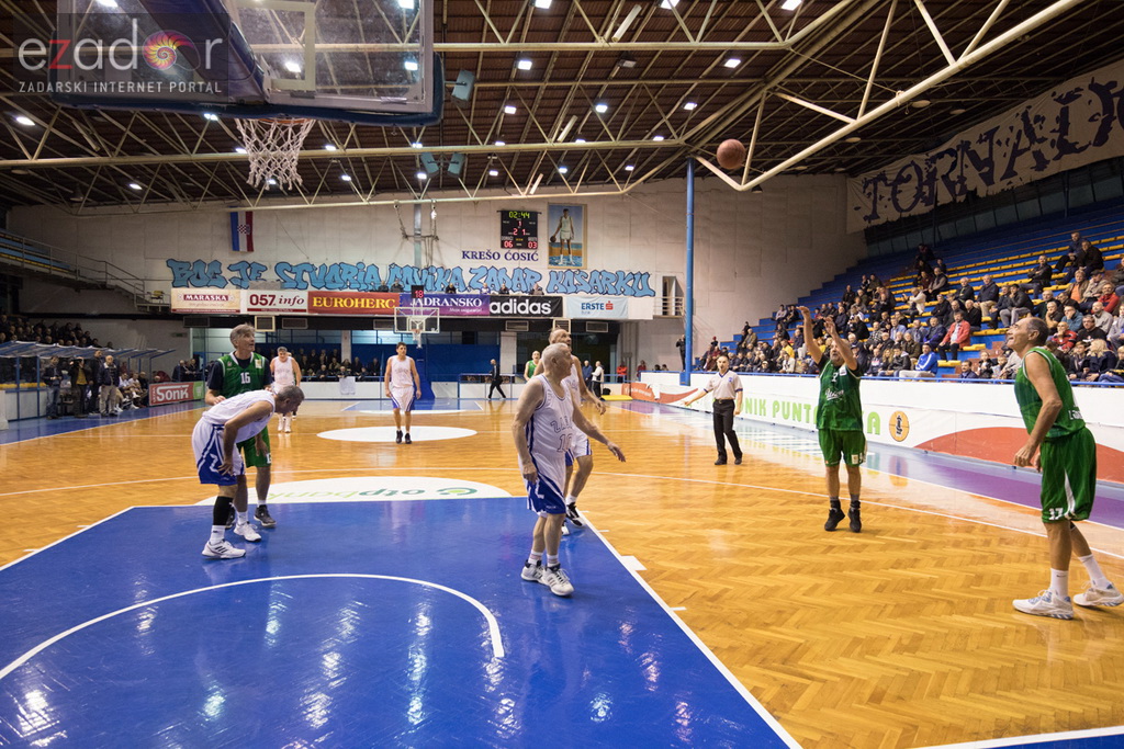 Fešta u povodu 80. rođendana Pina Giergie: Vetarani KK Zadar – Veterani KK Olimpija Fešta u povodu 80. rođendana Pina Giergie: Vetarani KK Zadar – Veterani KK Olimpija