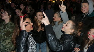 Virski karneval & maškare: Plesna maškarana fešta uz Jasmina Stavrosa