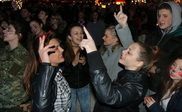 Virski karneval & maškare: Plesna maškarana fešta uz Jasmina Stavrosa