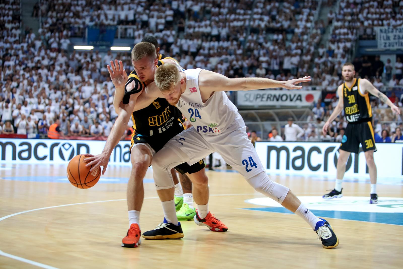 Finale doigravanja, 3. utakmica: KK Zadar – KK Split 99-62 Finale doigravanja, 3. utakmica: KK Zadar – KK Split 99-62