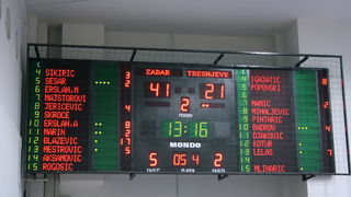 a-1 liga zene: ZKK Zadar – ZKK Tresnjevka 83-46, Foto: Mladen Malik