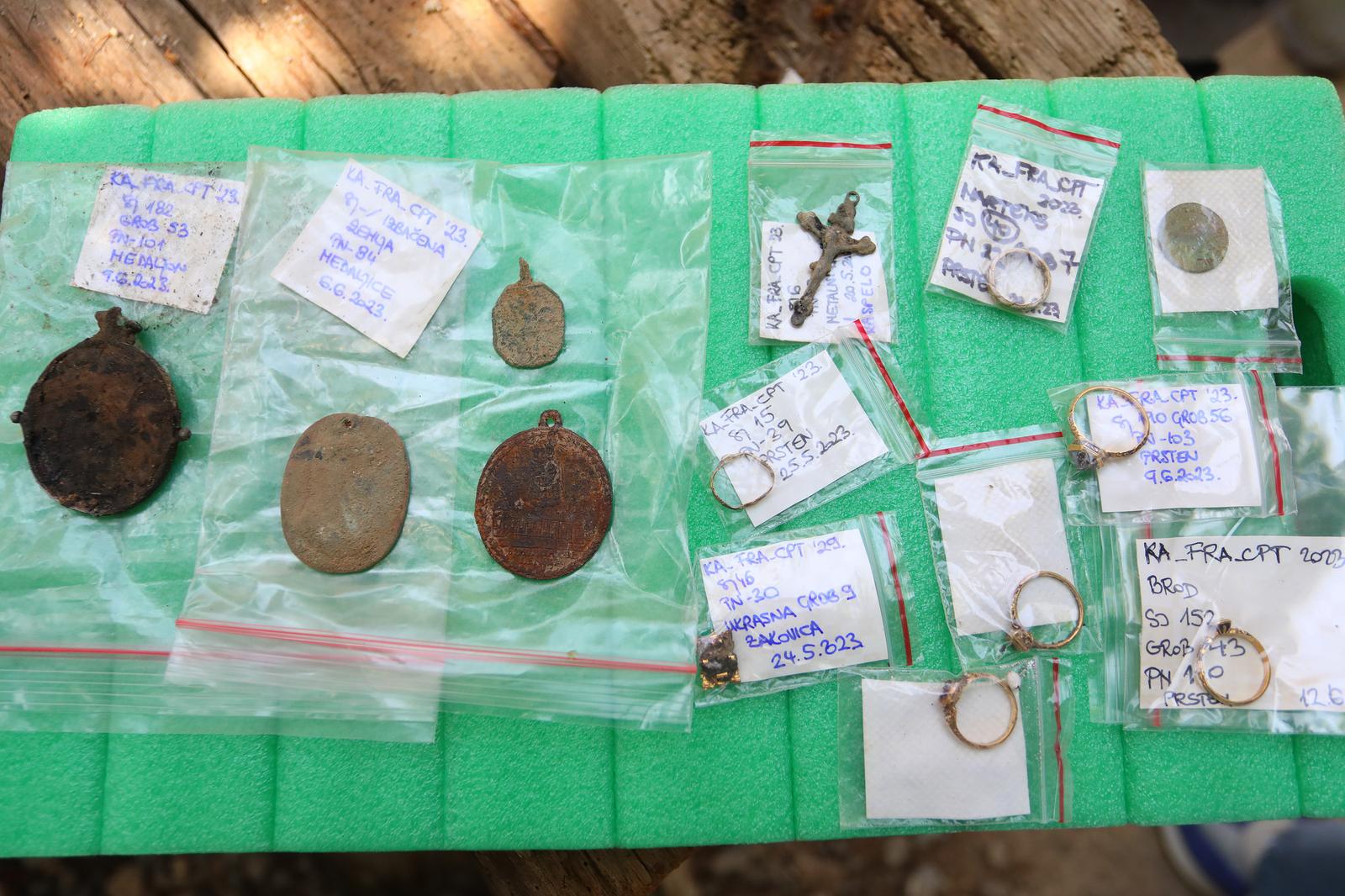 Pogledajte ovo vrijedno arheološko nalazište u Crkvi Presvetog Trojstva