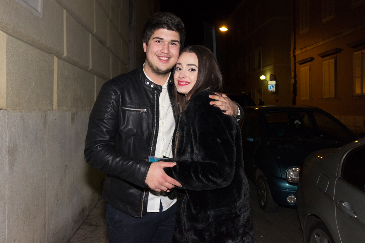 Doček 2017: Najluđa noć na zadarskom Poluotoku privukla više tisuća Zadrana i gostiju Doček 2017: Najluđa noć na zadarskom Poluotoku privukla više tisuća Zadrana i gostiju