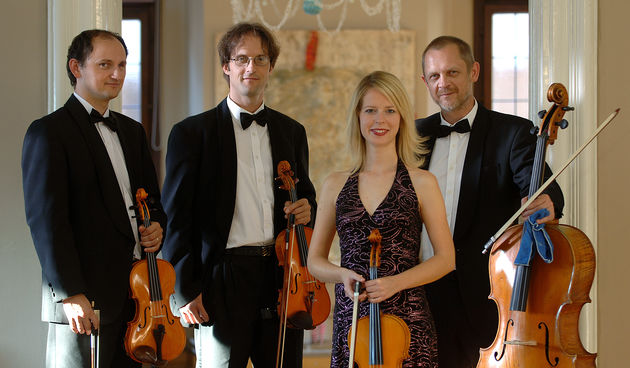 Pop i rock standardi u izvedbi Varaždinskog kvarteta na 62. Splitskom ljetu