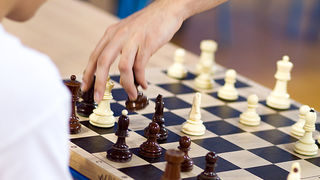 Bibinje: Alternativna sahovska simultanka 13. svibnja 2011, Foto: leo Banic Bibinje: Alternativna sahovska simultanka 13. svibnja 2011, Foto: leo Banic