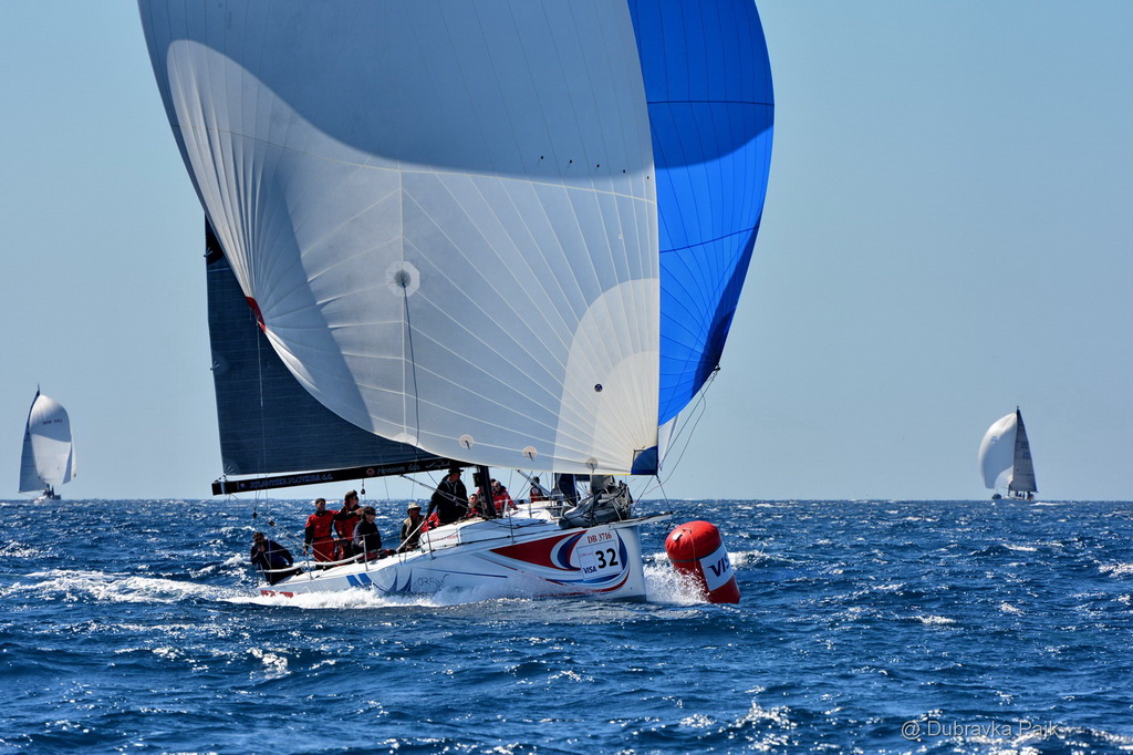 U hvarskom akvatoriju održana XXI. Uskršnja regata U hvarskom akvatoriju održana XXI. Uskršnja regata