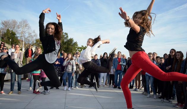 happy, pozdrav suncu