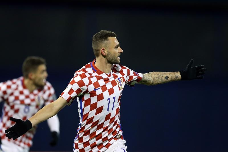 Image 379807 (auto) Image 379807 (auto)