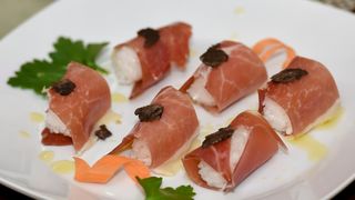 Tuna, sushi and wine festival: Ručak u Kraljevskim vinogradima Tuna, sushi and wine festival: Ručak u Kraljevskim vinogradima