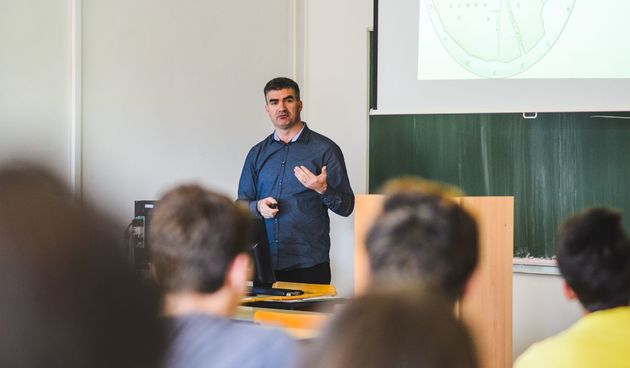 Prof. dr. Josip Faričić