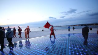 HGD Sv. Cecilija izvelo korčulanski viteški ples “Moreška” na Pozdravu suncu