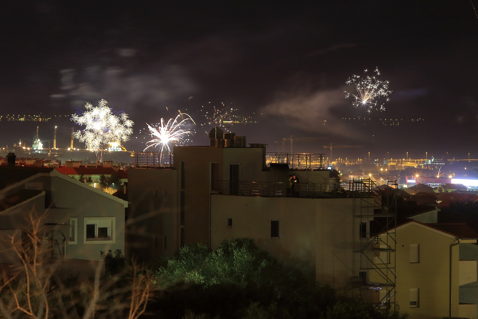 Zadarski doček Nove godine uz veliki vatromet Zadarski doček Nove godine uz veliki vatromet