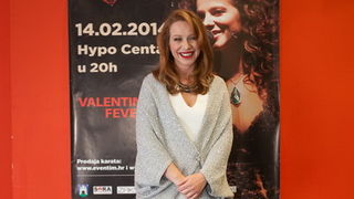 Valentinovo Fever glazbenice Marije Husar za pamćenje! Slavlje ljubavi uveličali su i Maya Sar, Vanda Winter, Sementa Rajhard, Damir Kedžo, dok su u ljubavnim čarima uživali gradonačelnik Milan Bandić, Martina Tomčić i Ivana Husar, glumac Vedran Komeričk Valentinovo Fever glazbenice Marije Husar za pamćenje! Slavlje ljubavi uveličali su i Maya Sar, Vanda Winter, Sementa Rajhard, Damir Kedžo, dok su u ljubavnim čarima uživali gradonačelnik Milan Bandić, Martina Tomčić i Ivana Husar, glumac Vedran Komeričk