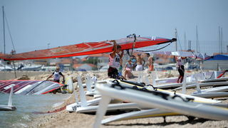 Zadar, 120711.
ISAF svjetsko juniorsko prvenstvo
Zadar 2011, 07.-15. srpanj 2011.
Sesti je dan svjetskog prvenstva u jedrenju koje se odrzava u organizaciji jedrlicarskog kluba Uskok. Danasnji dan je dan odmora za sve jedrlicare osim za jedrilicare na d Zadar, 120711.
ISAF svjetsko juniorsko prvenstvo
Zadar 2011, 07.-15. srpanj 2011.
Sesti je dan svjetskog prvenstva u jedrenju koje se odrzava u organizaciji jedrlicarskog kluba Uskok. Danasnji dan je dan odmora za sve jedrlicare osim za jedrilicare na d