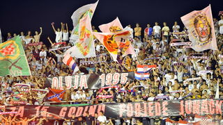 Split, 050810.
Stadion Poljud.
Uzvratna nogometna utakmica treceg predkola Europa Kupa.
Hajduk – Dinamo Bukurest.
Foto: Josko Ponos / CROPIX Split, 050810.
Stadion Poljud.
Uzvratna nogometna utakmica treceg predkola Europa Kupa.
Hajduk – Dinamo Bukurest.
Foto: Josko Ponos / CROPIX