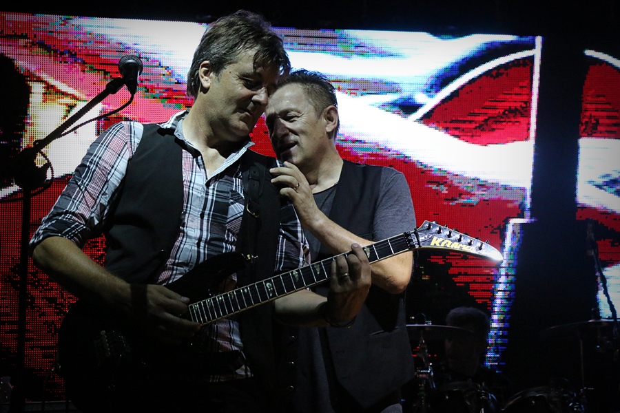 Dan Općine Vir proslavljen uz spektakularni koncert Prljavog Kazališta i vatromet Dan Općine Vir proslavljen uz spektakularni koncert Prljavog Kazališta i vatromet