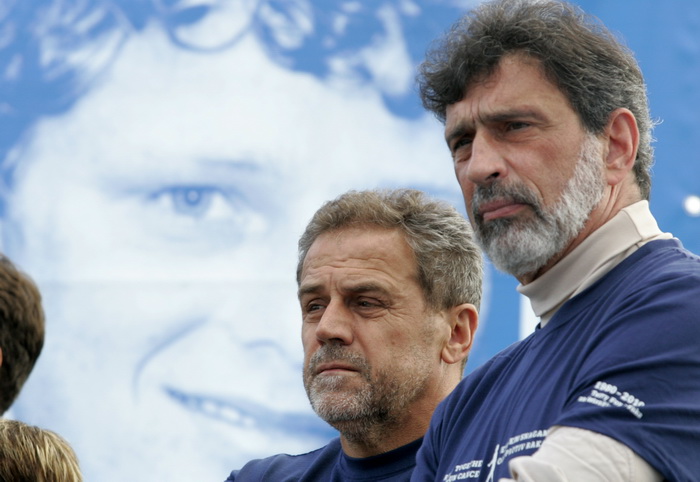 Zagreb, 190910.
Danas se na malom Jarunskom jezeru odrzava humanitarna manifestacija Terry Fox Run koja je pod pokroviteljstvom predsjednika drzave Ive Josipovica, Vlade RH i Grada Zagreba. Gradjani mogu sudjelovati trcanjem, hodanjem, rolanjem i voznjom