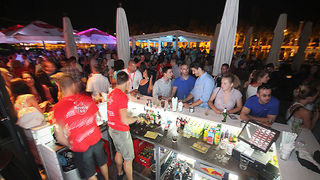 Brandon Morales u Maraschino baru (foto:Saša Čuka) Brandon Morales u Maraschino baru (foto:Saša Čuka)