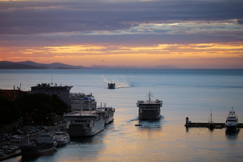 Kišni ponedjeljak, prvi dan rujna, ipak je završio lijepim smirajem nad Zadarskim kanalom, Foto: Filip Brala/PIXSELL Kišni ponedjeljak, prvi dan rujna, ipak je završio lijepim smirajem nad Zadarskim kanalom, Foto: Filip Brala/PIXSELL