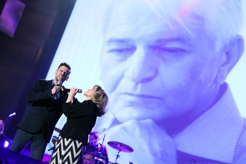 U koncertnoj dvorani Vatroslav Lisinski održan koncert “Hiljade pahulja bijelih” posvećen Kemalu Montenu. Foto. Goran Stanzl/PIXSELL U koncertnoj dvorani Vatroslav Lisinski održan koncert “Hiljade pahulja bijelih” posvećen Kemalu Montenu. Foto. Goran Stanzl/PIXSELL