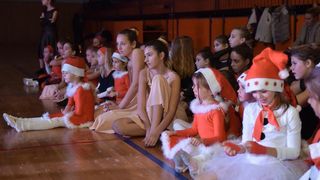 Plesna Božićna čarolija na otoku Pagu