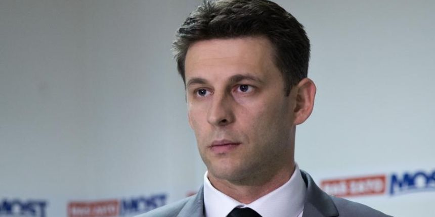 Zagreb – Celnik Mosta Bozo Petrov dao je izjavu medijima nakon sto se vratio u sredisnjicu Mosta s konzultacija kod predsjednice. Photo: Davor Puklavec/PIXSELL