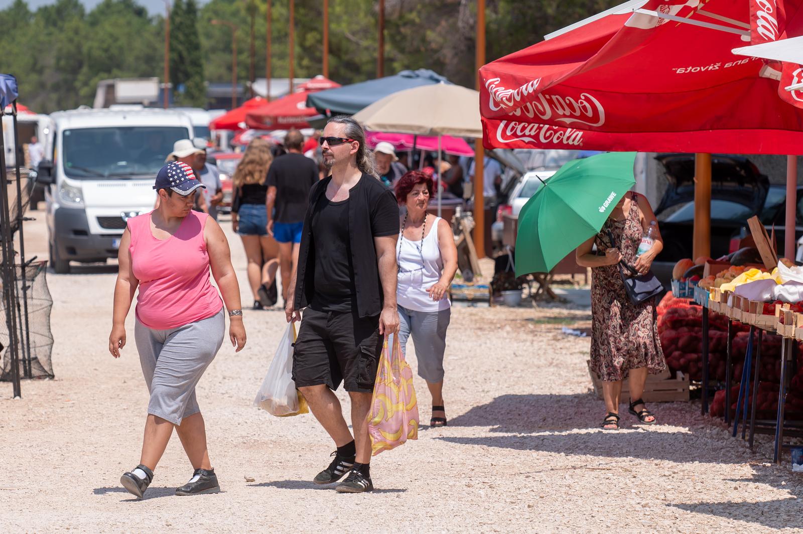 Benkovački sajam u objektivu Dina Stanina