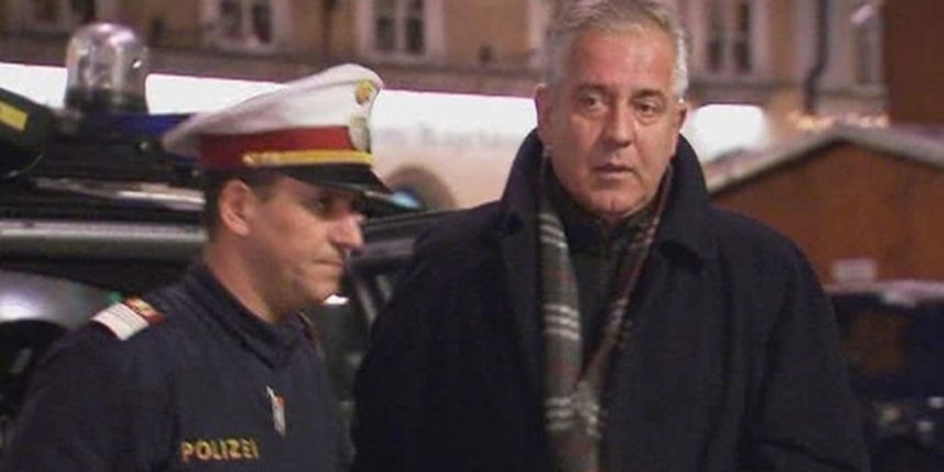 Uhicenje Ive Sanadera, Foto: Reuters Uhicenje Ive Sanadera, Foto: Reuters