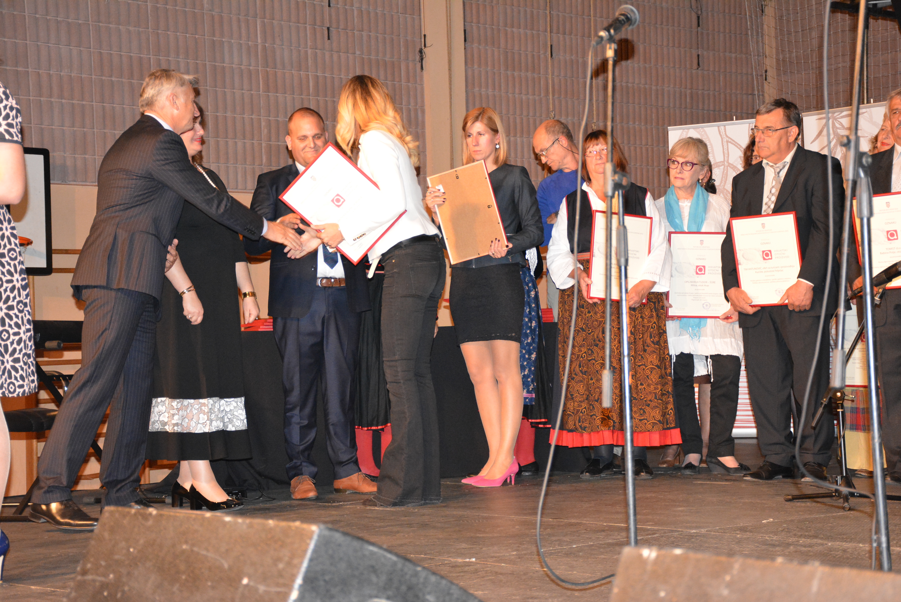 Dodijeljena oznaka izvornosti i kvalitete za 141 otočni proizvod Dodijeljena oznaka izvornosti i kvalitete za 141 otočni proizvod