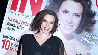 U trgovackom centru West gate sinoc zapoceo modni dogadjaj Nivea Cro A Porter. U trgovackom centru West gate sinoc zapoceo modni dogadjaj Nivea Cro A Porter.