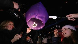 Na tržnici Dolac održan je peti performans Kapulica & Lampioni.  Foto: PIXSELL