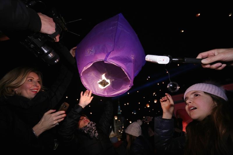 Na tržnici Dolac održan je peti performans Kapulica & Lampioni.  Foto: PIXSELL