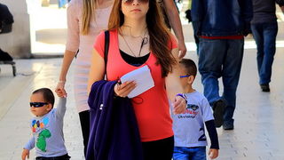 Skitnja gradom by Roberto Lerga