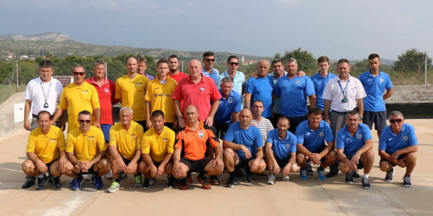 Finalni turnir boćarskog Kupa Zadarske županije u Lišanima Ostrovičkim. Foto: Kažimir Škrbić/Virski list