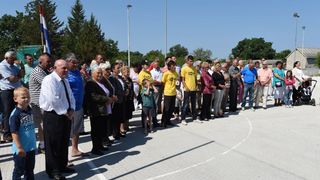 Nekoliko desetaka mještana danas je u Suhovarama prosvjedovalo je protiv projekta zbrinjavanja otpada u Biljanima.  Photo: Dino Stanin/PIXSELL