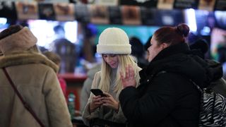 Zagrebački Advent ove godine pun je svjetla i šarenila