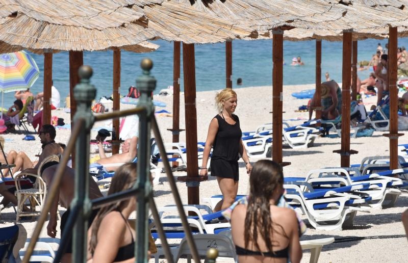 Guštanje na primoštenskim plažama. Photo: Hrvoje Jelavić/PIXSELL Guštanje na primoštenskim plažama. Photo: Hrvoje Jelavić/PIXSELL