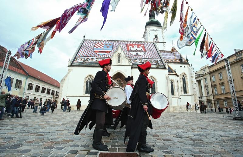 Zagreb: !8. listopada – Međunarodni dan kravate Zagreb: !8. listopada – Međunarodni dan kravate