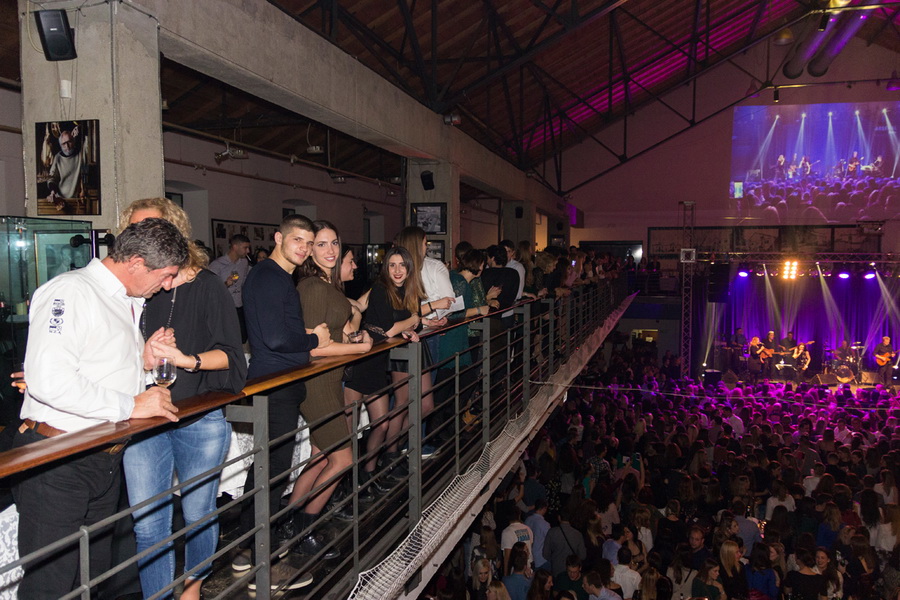 Koncert Doris Dragović u klubu Arsenal Zadar Koncert Doris Dragović u klubu Arsenal Zadar