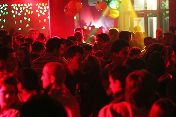 Halloween  party u Q baru (foto:Saša Čuka)