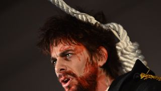 Dragon teatar premijerom predstave “Kraljevo” proslavio svoj peti rođendan Dragon teatar premijerom predstave “Kraljevo” proslavio svoj peti rođendan