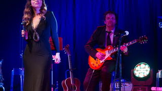 Valentinovo Fever glazbenice Marije Husar za pamćenje! Slavlje ljubavi uveličali su i Maya Sar, Vanda Winter, Sementa Rajhard, Damir Kedžo, dok su u ljubavnim čarima uživali gradonačelnik Milan Bandić, Martina Tomčić i Ivana Husar, glumac Vedran Komeričk Valentinovo Fever glazbenice Marije Husar za pamćenje! Slavlje ljubavi uveličali su i Maya Sar, Vanda Winter, Sementa Rajhard, Damir Kedžo, dok su u ljubavnim čarima uživali gradonačelnik Milan Bandić, Martina Tomčić i Ivana Husar, glumac Vedran Komeričk