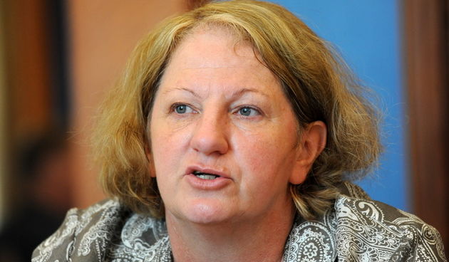 Zadar,290912
Ministrica kulture prof. dr. sc. Andrea Zlatar Violic na radnom sastanku sa zadarskim gradonacelnikom dr. Zvonimirom Vrancicem i predstavnicima zadarskih kulturnih ustanova u gradskoj vijecnici.
Na fotografiji: ministrica Andrea Zlatar Violic