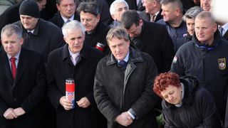 Maslenica: Otkrivanje spomen obilježja križa za poginule hrvatske branitelje u VRO Maslenica ´93, Foto: Filip Brala/PIXSELL