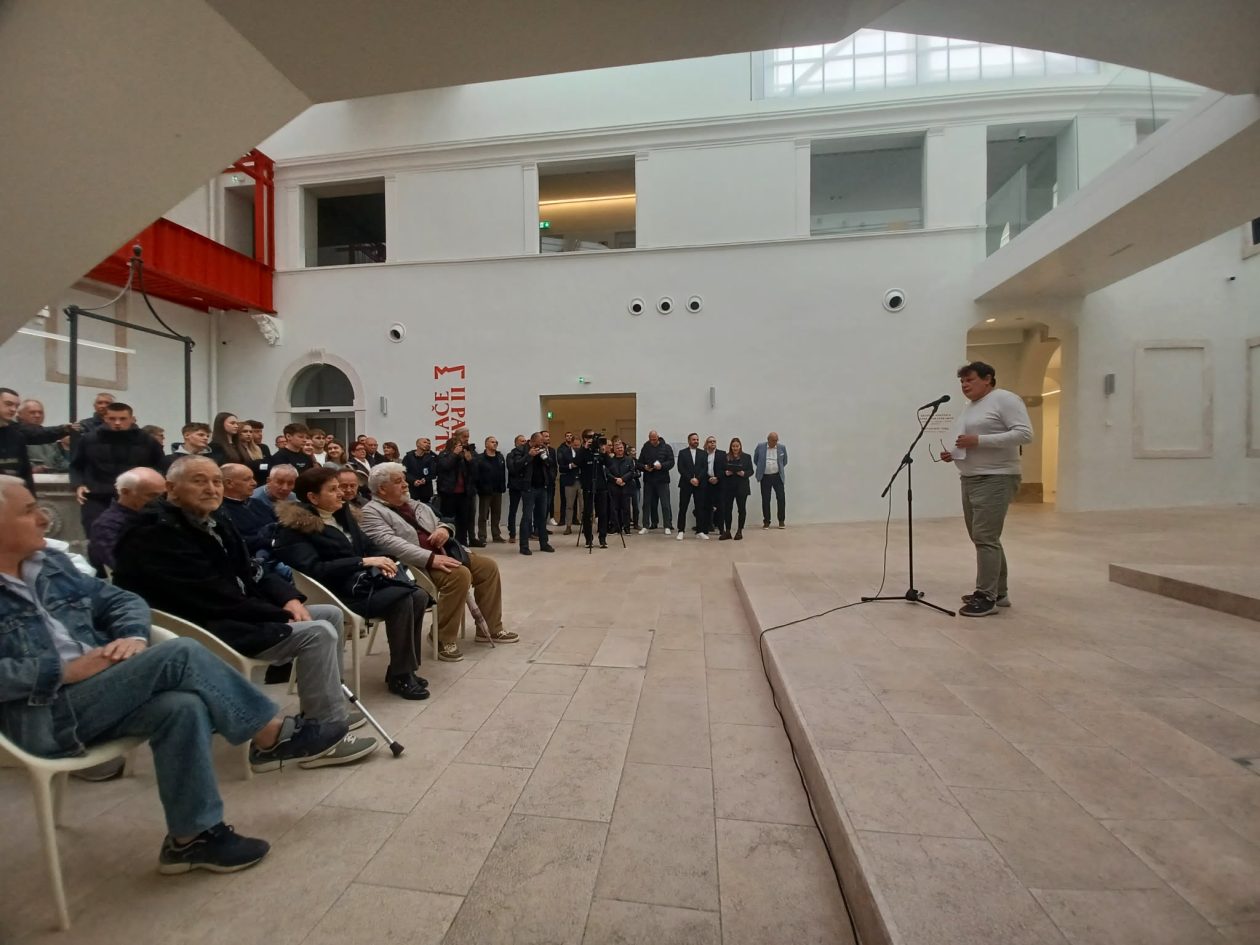 Zadarska atletika, plivanje, vaterpolo i skokovi u vodu iznjedrili su niz istaknutih sportašica i sportaša